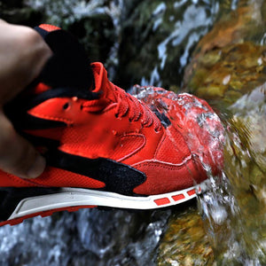 Vattentålig Skospray – Osynlig, Säker och Hållbar sveabuy