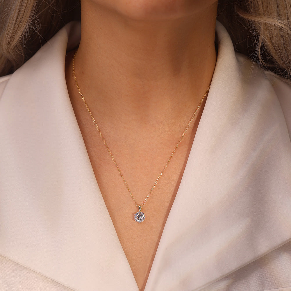 Moissanit halsband i silver för dam – klassisk design med sex klor sveabuy